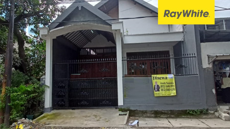 Rumah di Jalan Raya Jambangan Kebonagung Surabaya