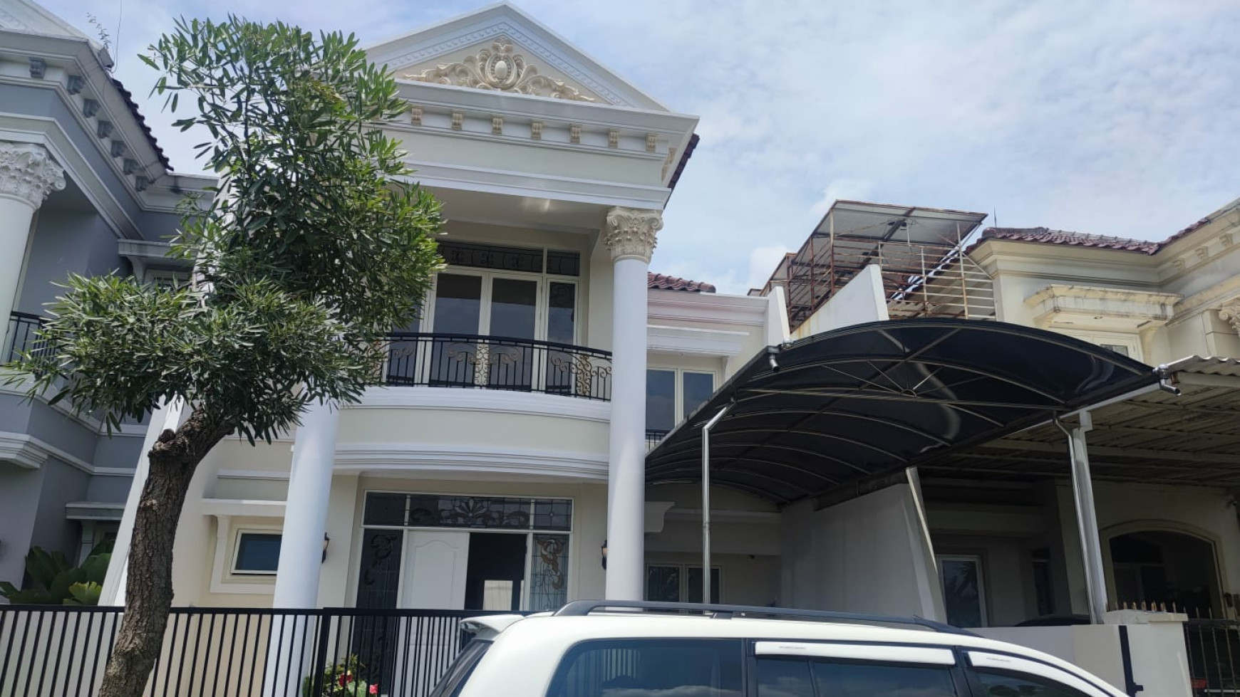 Dijual Rumah Wisata Bukit Mas 1 - American Classic - Surabaya Barat dekat Pakuwon Mall , PTC, Supermall