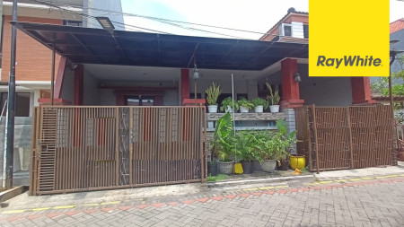 Rumah SHM di Mulyosari Utara Surabaya