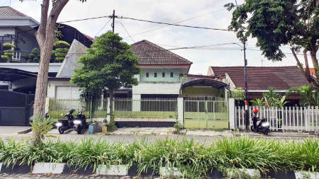 Rumah di Sidosermo Indah, Strategis Jalan Kembar (utama), Dekat Jalan Raya Jemursari, bisa untuk rumah tinggal/kantor