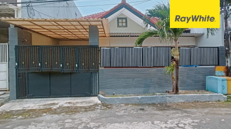 Rumah di Nirwana Eksekutif Rungkut Surabaya