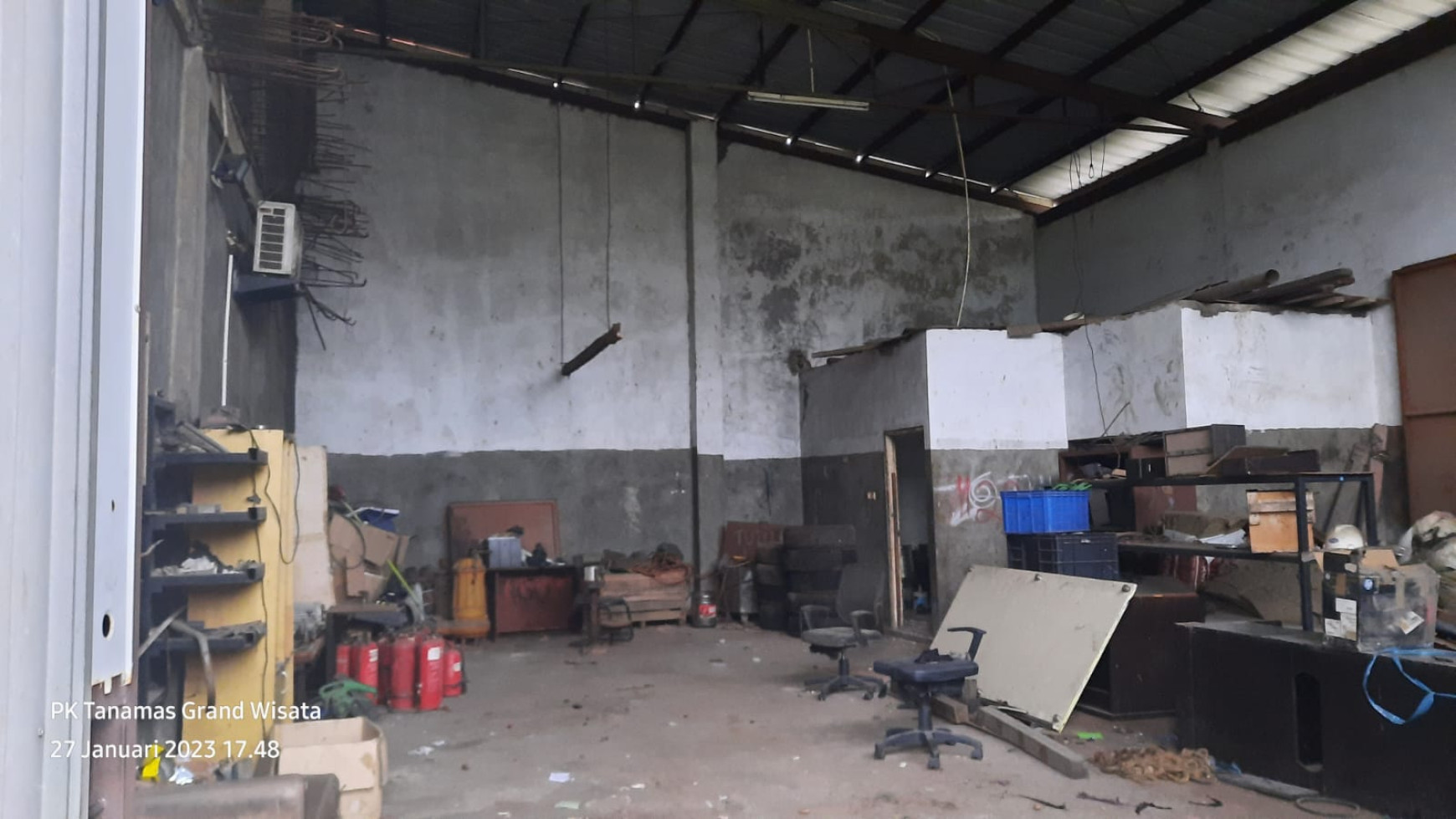 DI JUAL RUMAH KANTOR DAN GUDANG/BENGKEL