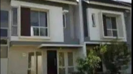 Rumah standar The Green Royal Blossom