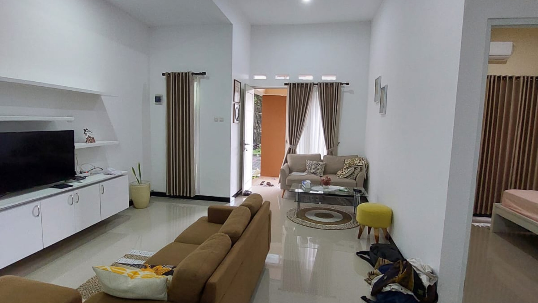 RUMAH DI PERUMAHAN ROYAL SEDAYU RESIDENCE FULL FURNISH