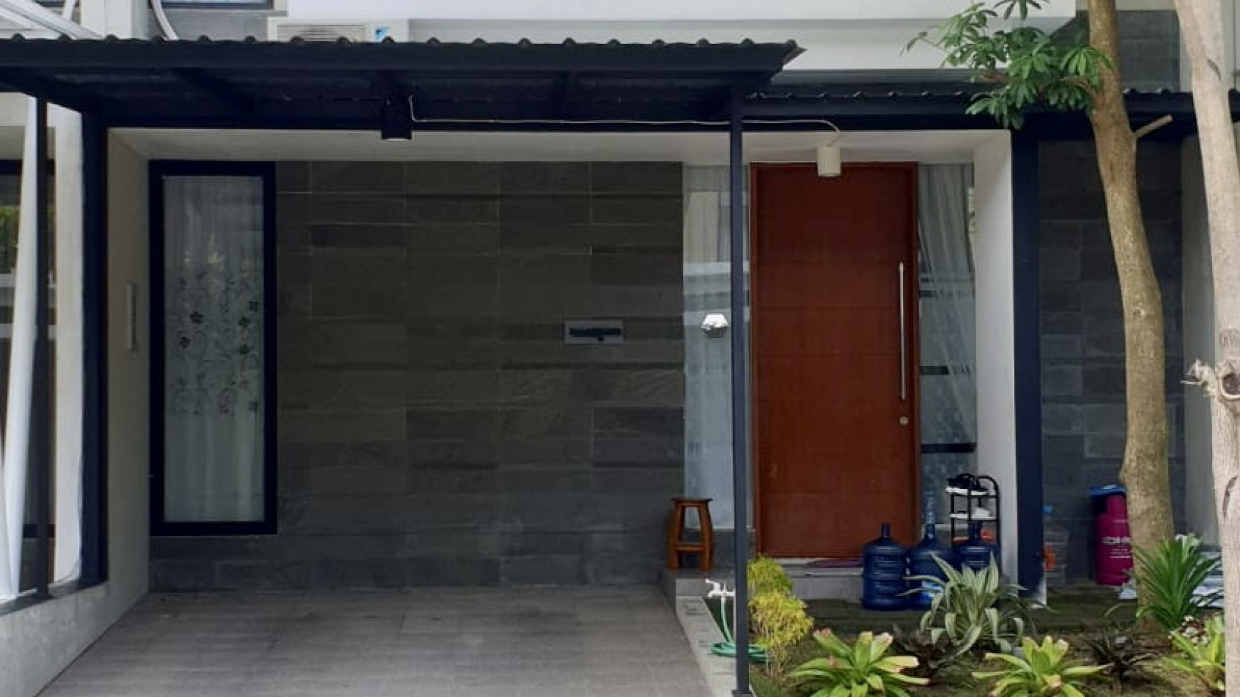 Rumah North West Citraland 7x15 2 Lantai Row Besar Furnished SHM