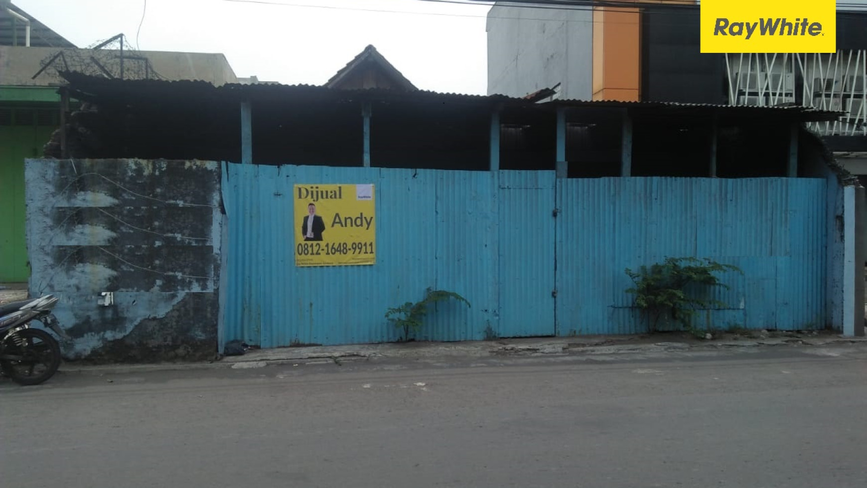 Rumah di Jl Putro Agung Wetan Surabaya