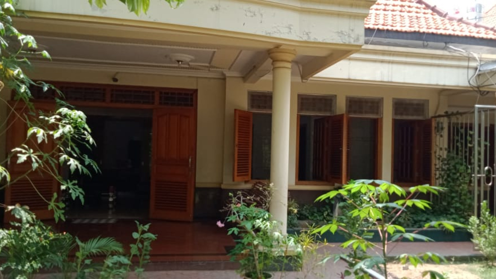 Dijual Murah Rumah Nol Jalan Dekat Raya Darmo Taman Bungkul Surabaya