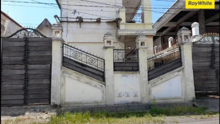 Dijual Rumah 2 lantai di Puncak Sambisari Surabaya Barat