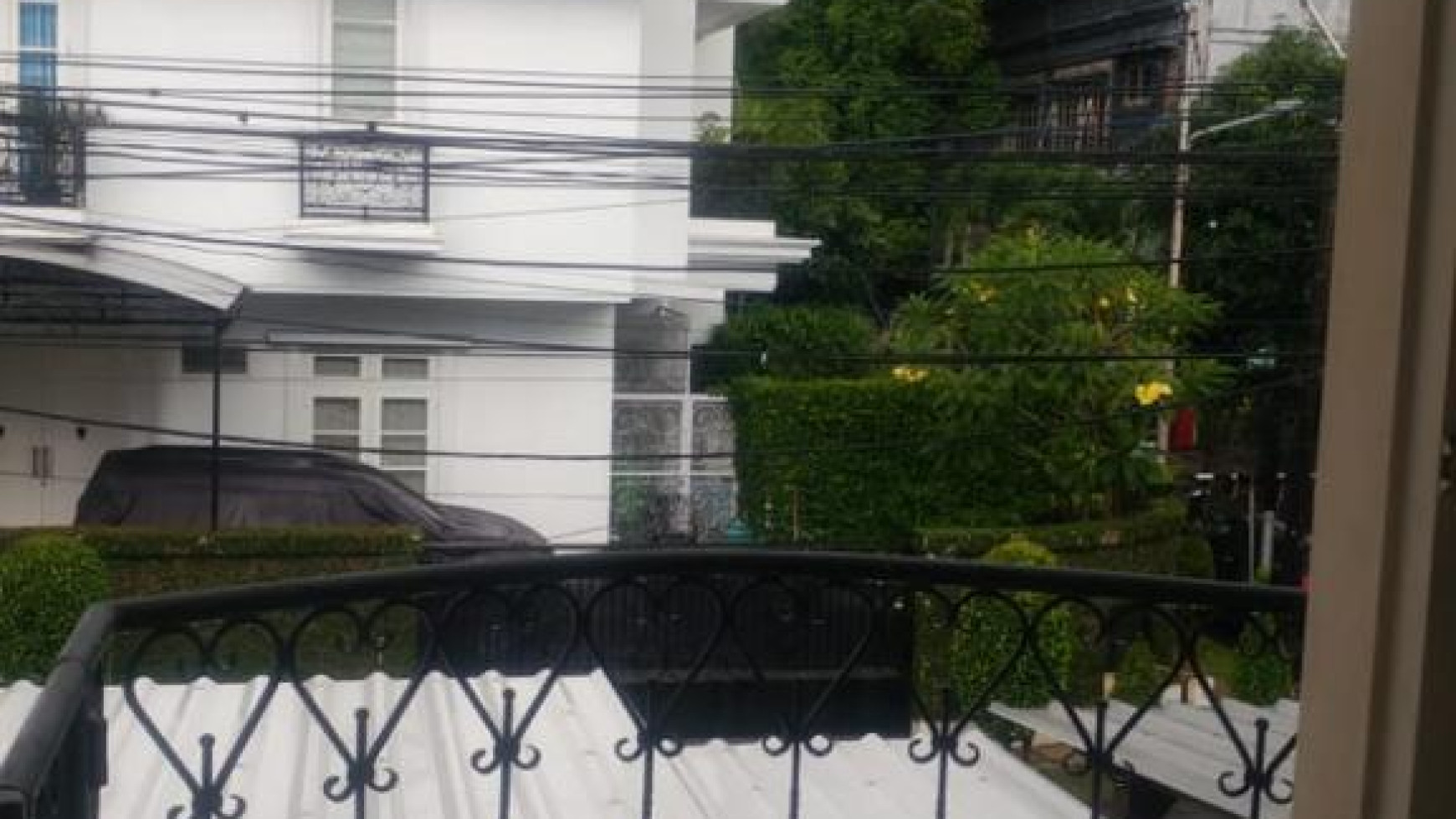 Rumah Bagus, Rapih Siap Huni di Pondok Indah