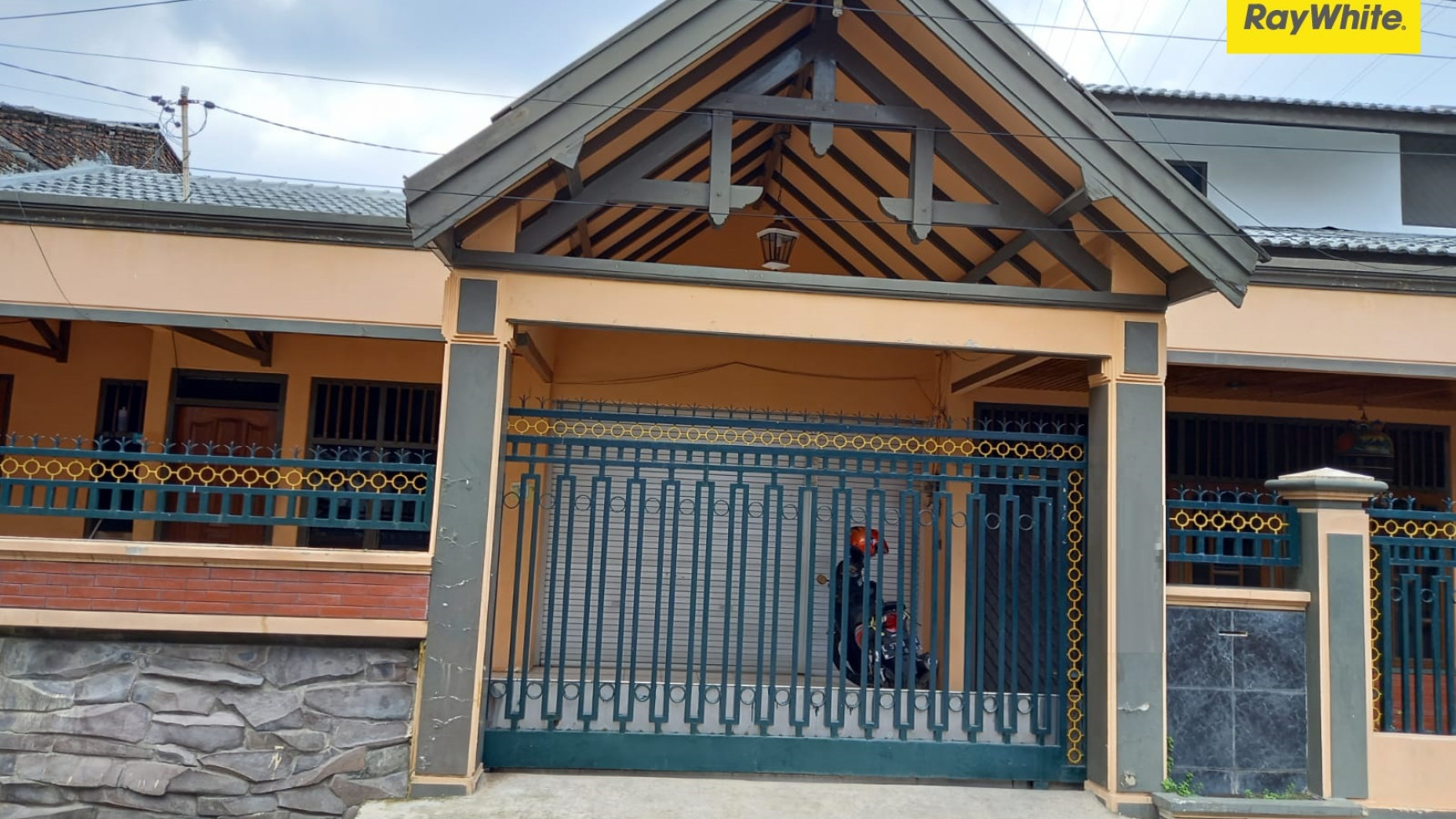 Dijual Rumah 2 lantai di Ploso Timur Surabaya