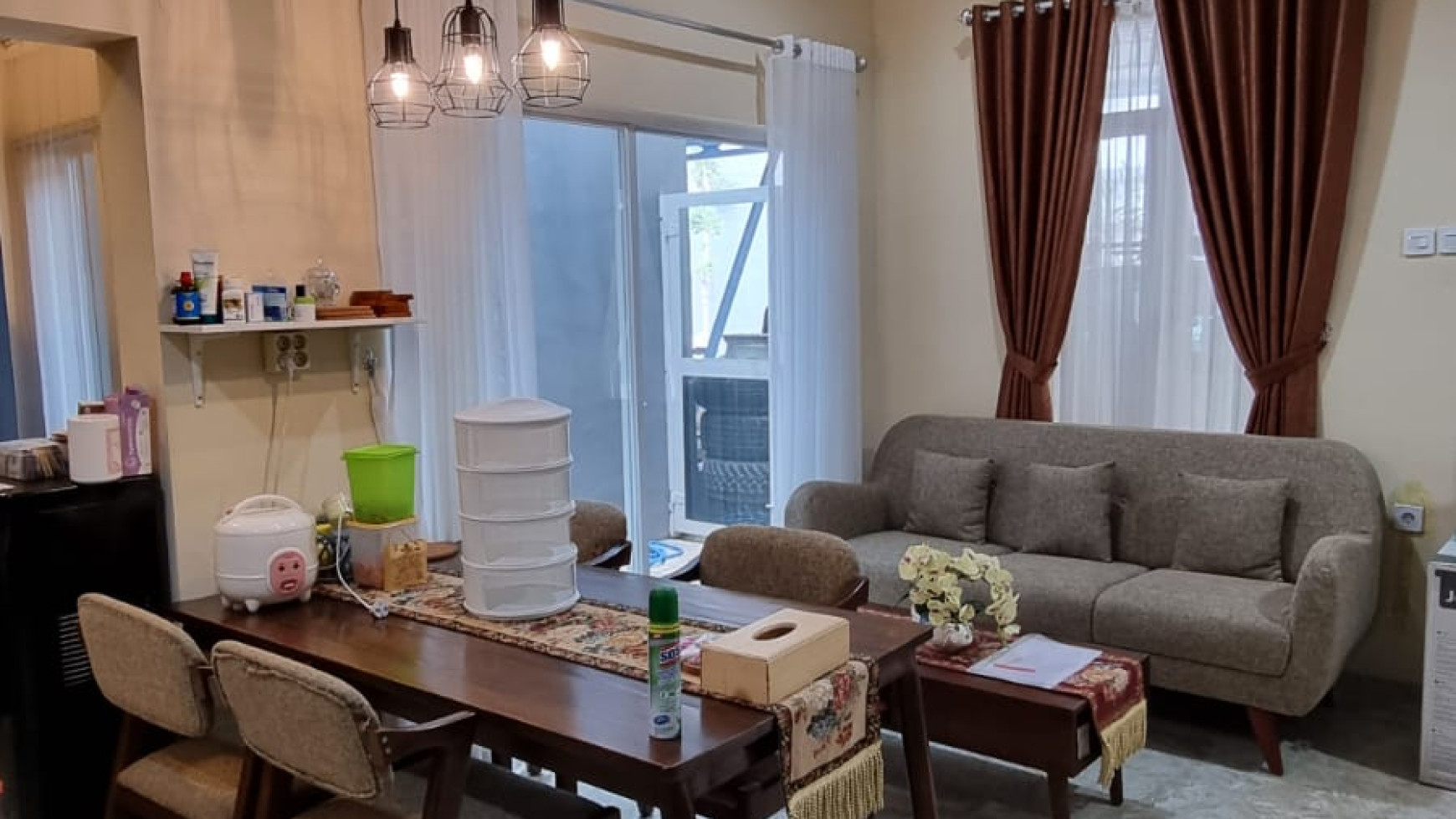 Rumah Minimalis Siap Huni dan Dijual Full Furnished @Adipati Residence, Serpong