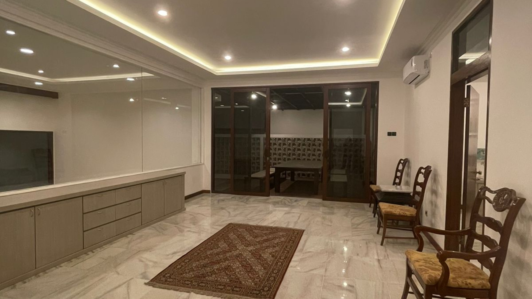 Brand New Fully Furnshed Akses Toll JORR Di Area Permata Jakarta Selatan