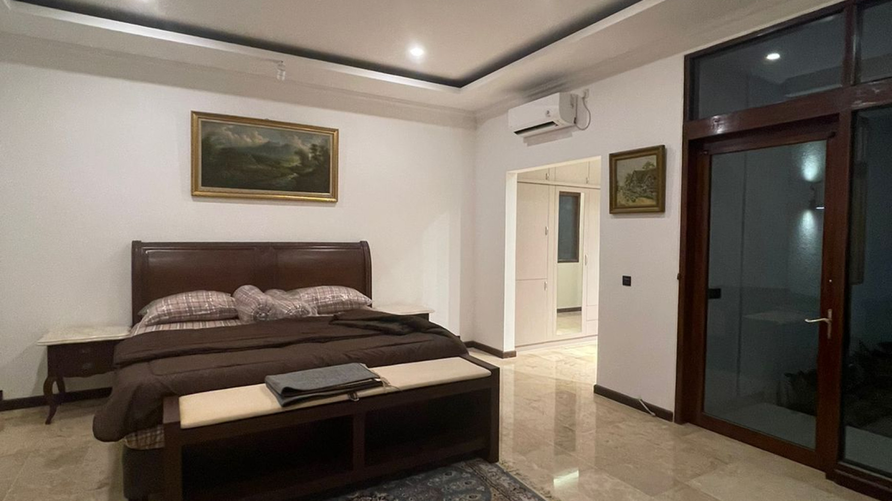 Brand New Fully Furnshed Akses Toll JORR Di Area Permata Jakarta Selatan