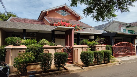 Flash Sale. Rumah Bagus Griya Loka, BSD