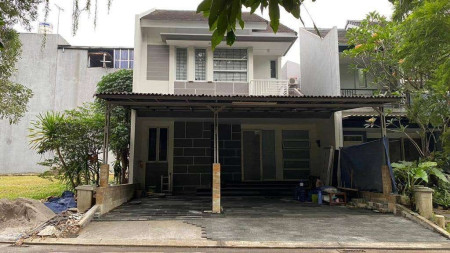 Jarang Ada. Rumah 2 Lantai Cluster Castilla, BSD
