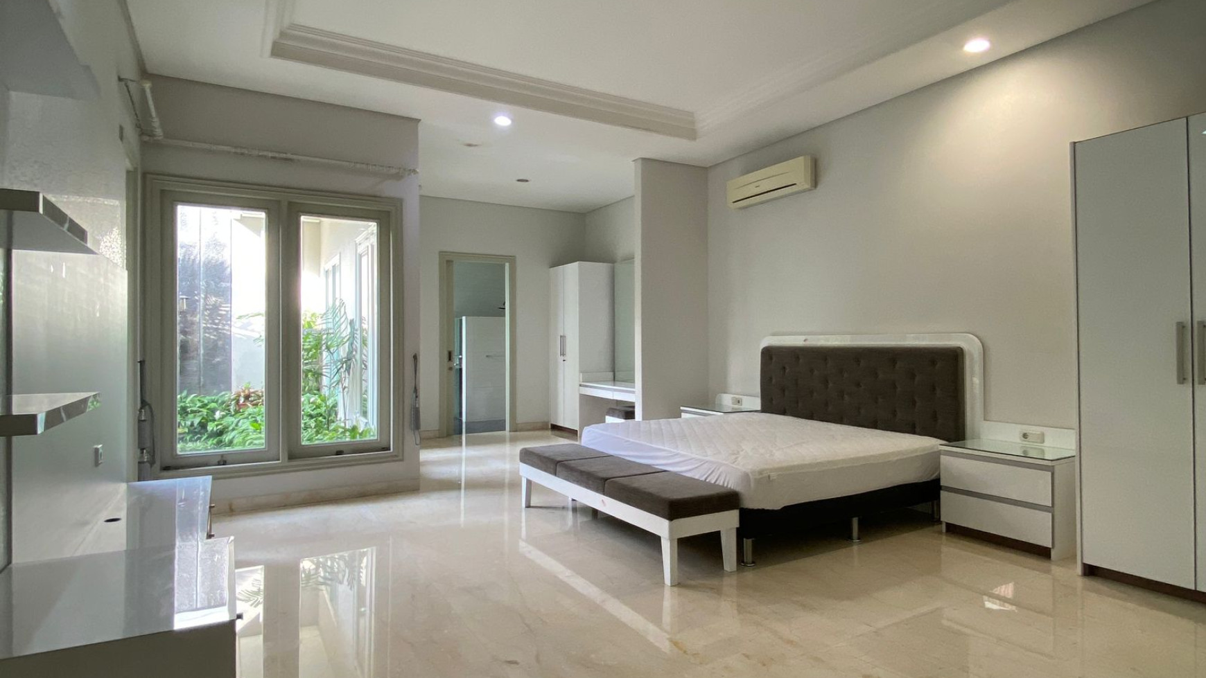 Mansion for Rent in Pondok Indah - Beautiful and Quiet Street - Fully Upgraded