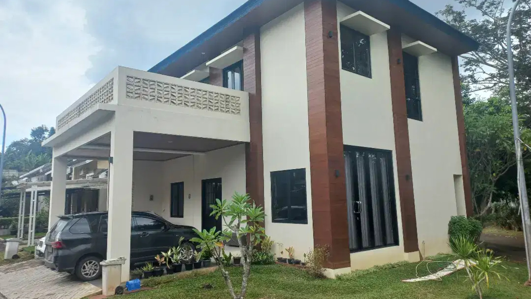 Rumah di Cluster Neo Catalonia, Nusa Loka BSD - 2 Lantai #OK