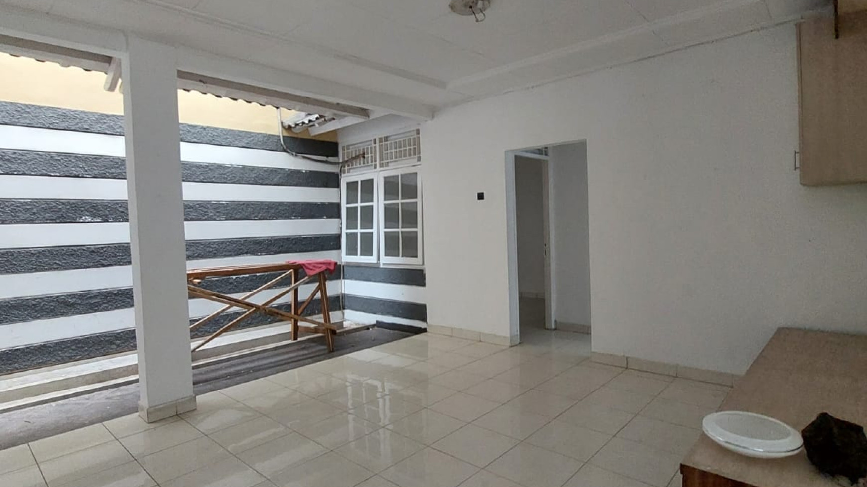 Rumah siap huni di Sektor 9 Bintaro Jaya.