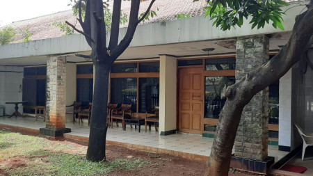 Rumah Strategis di Kebayoran Baru