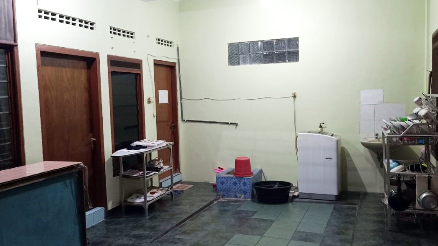 Rumah di Rungkut Mejoyo Selatan, Bagus + Terawat, Rumah Kost 2 Lantai ada 10+1 K.Tidur & 4+1 K.Mandi, Furnished