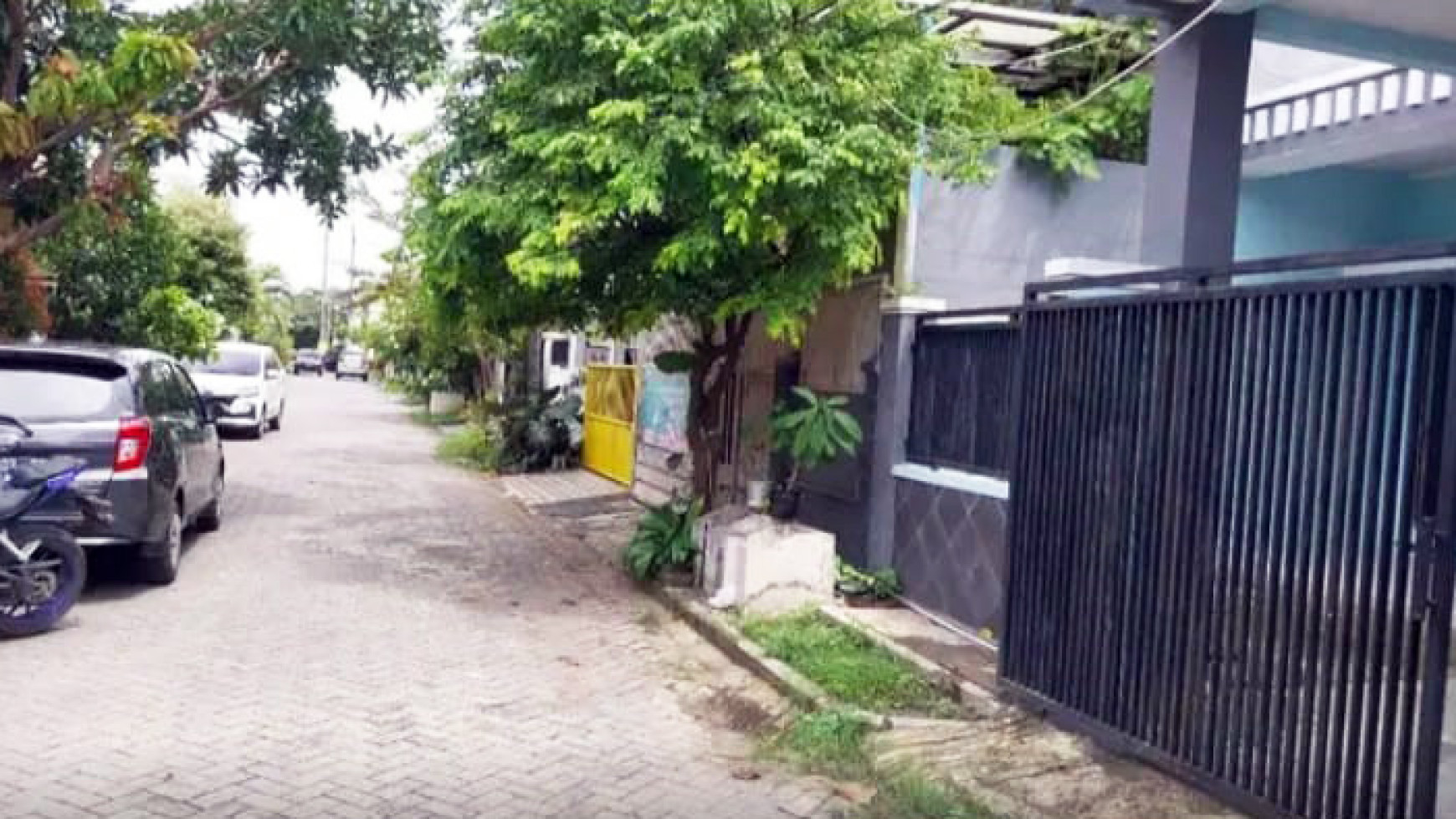 Rumah di Taman Wiguna Selatan, Cocok untuk Pasutri Muda, Sudah Renovasi, Siap Huni