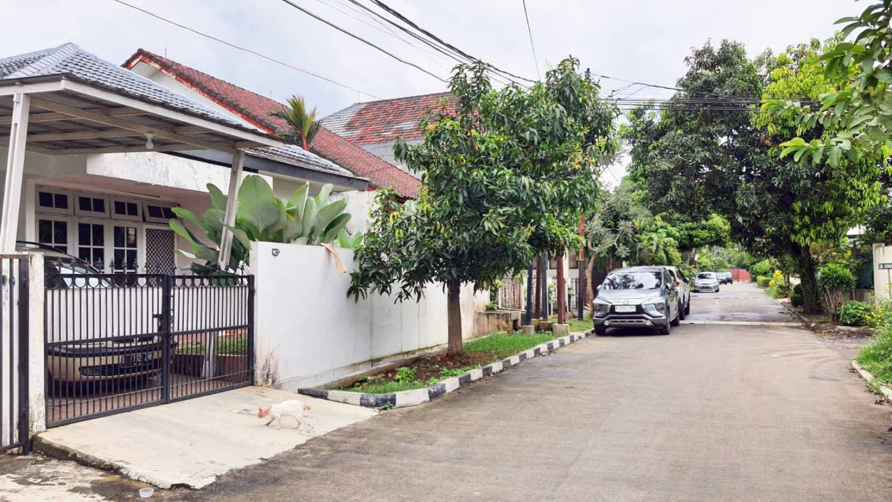 Rumah di Cinere Megapolitan Depok, Bagus + Terawat, Lebar Jalan 12 Meter