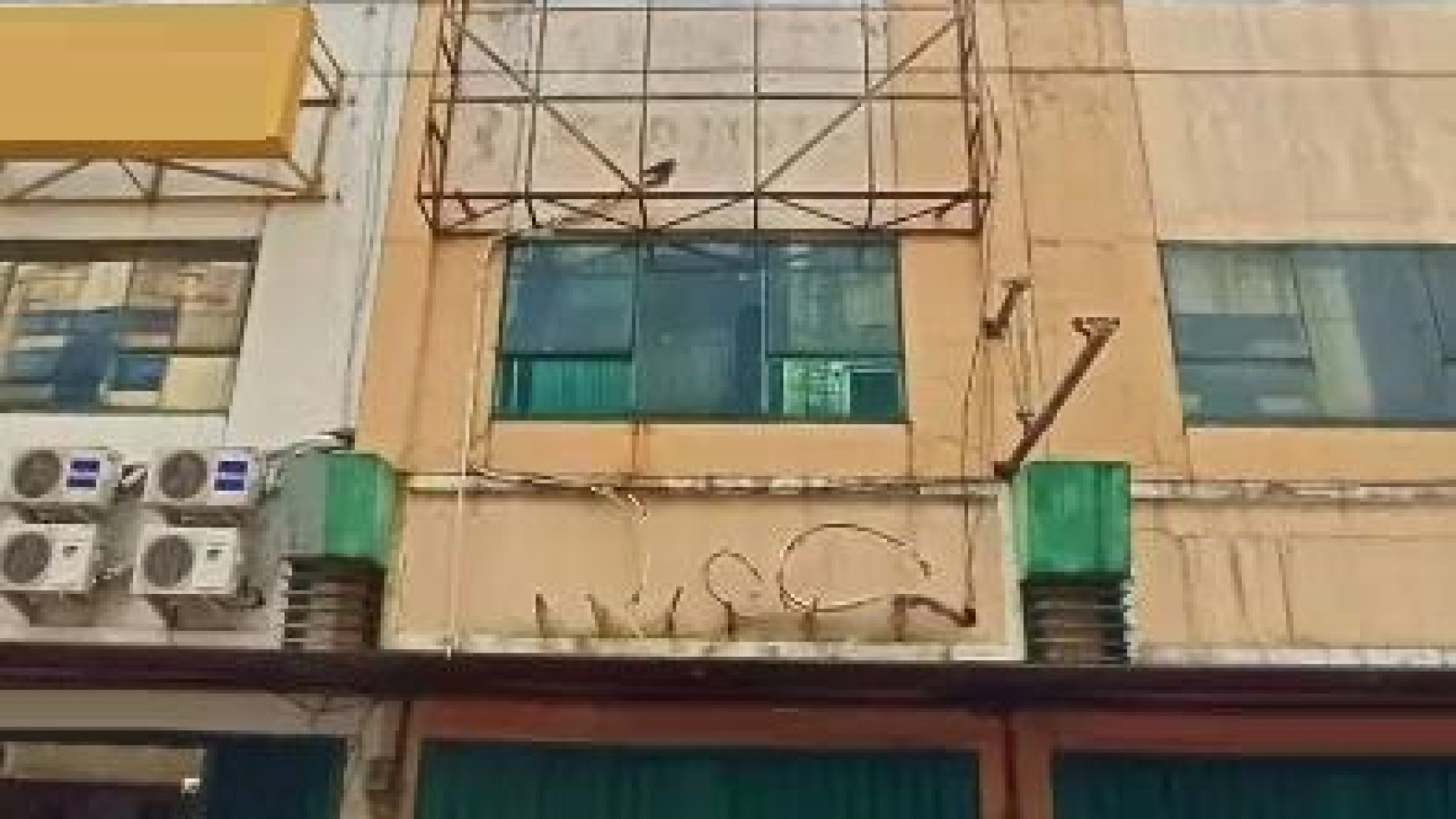 Dijual Ruko 4,5 lantai SHM di Darmo Galeria Surabaya