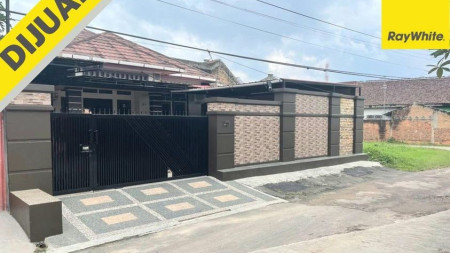 DIJUAL RUMAH DI KEDAMAIAN