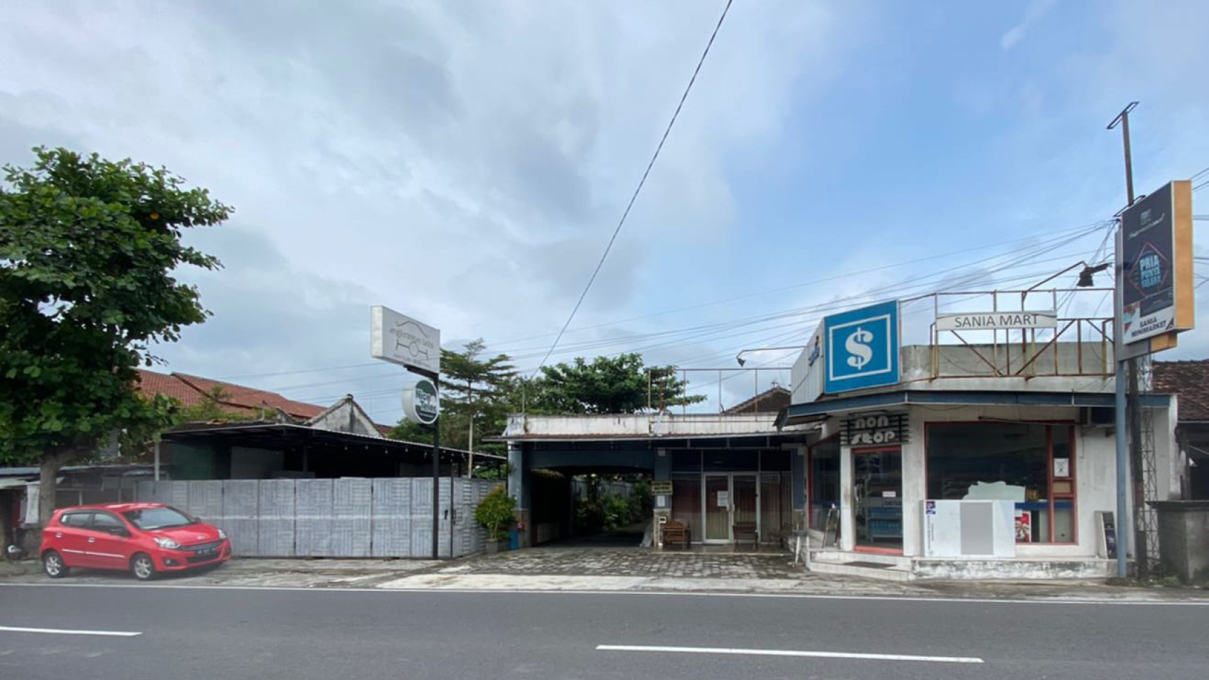 RUMAH COCOK UNTUK KOST + USAHA DI JL. KALIURANG