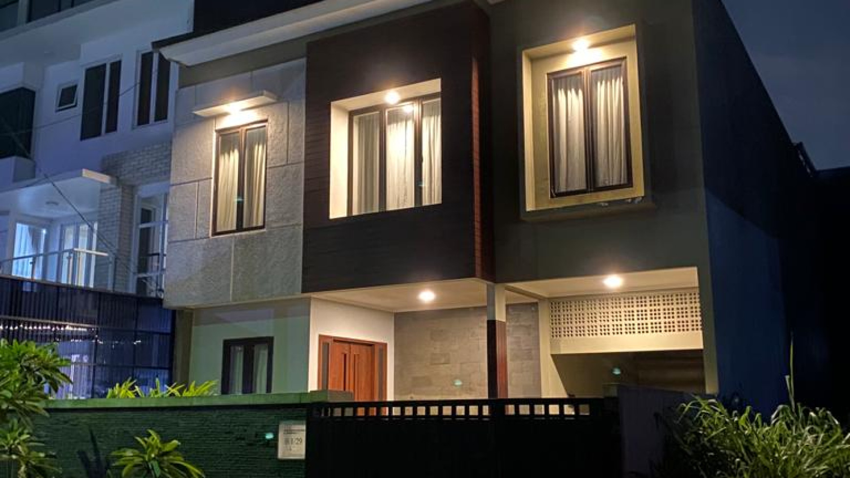 Rumah Bagus Di Villa Gunung Lestari Kota Tangerang Selatan