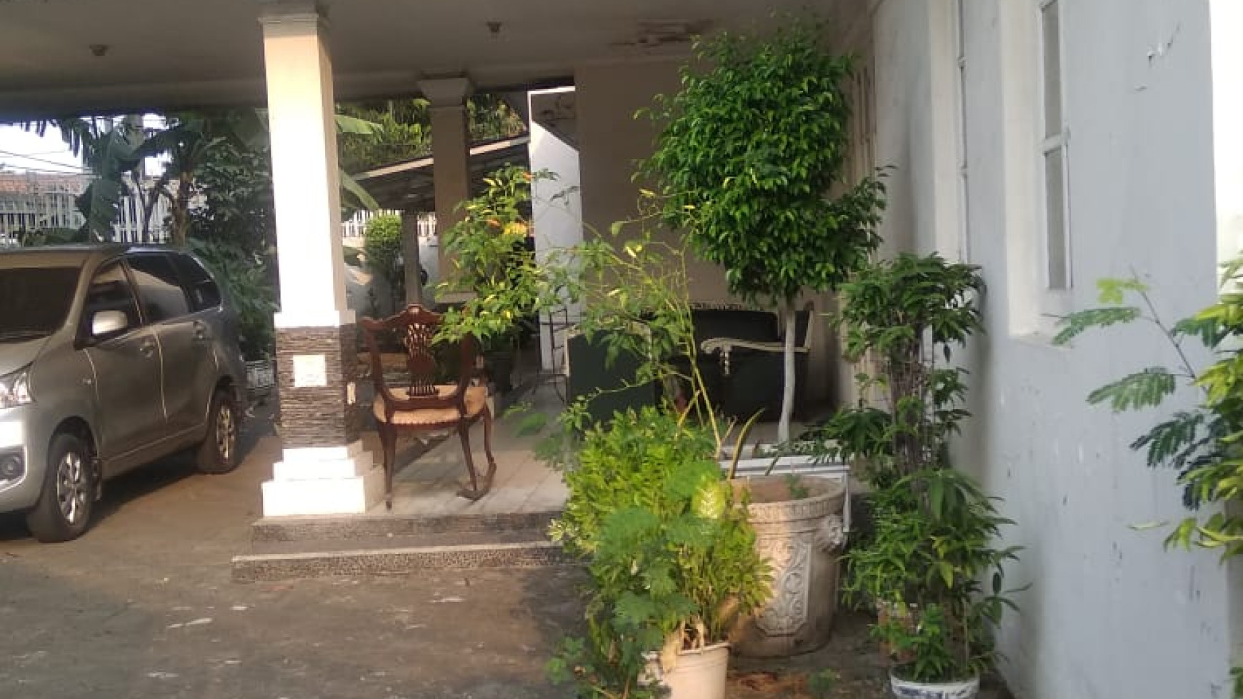 Dijual Rumah Hitung Tanah di Menteng 