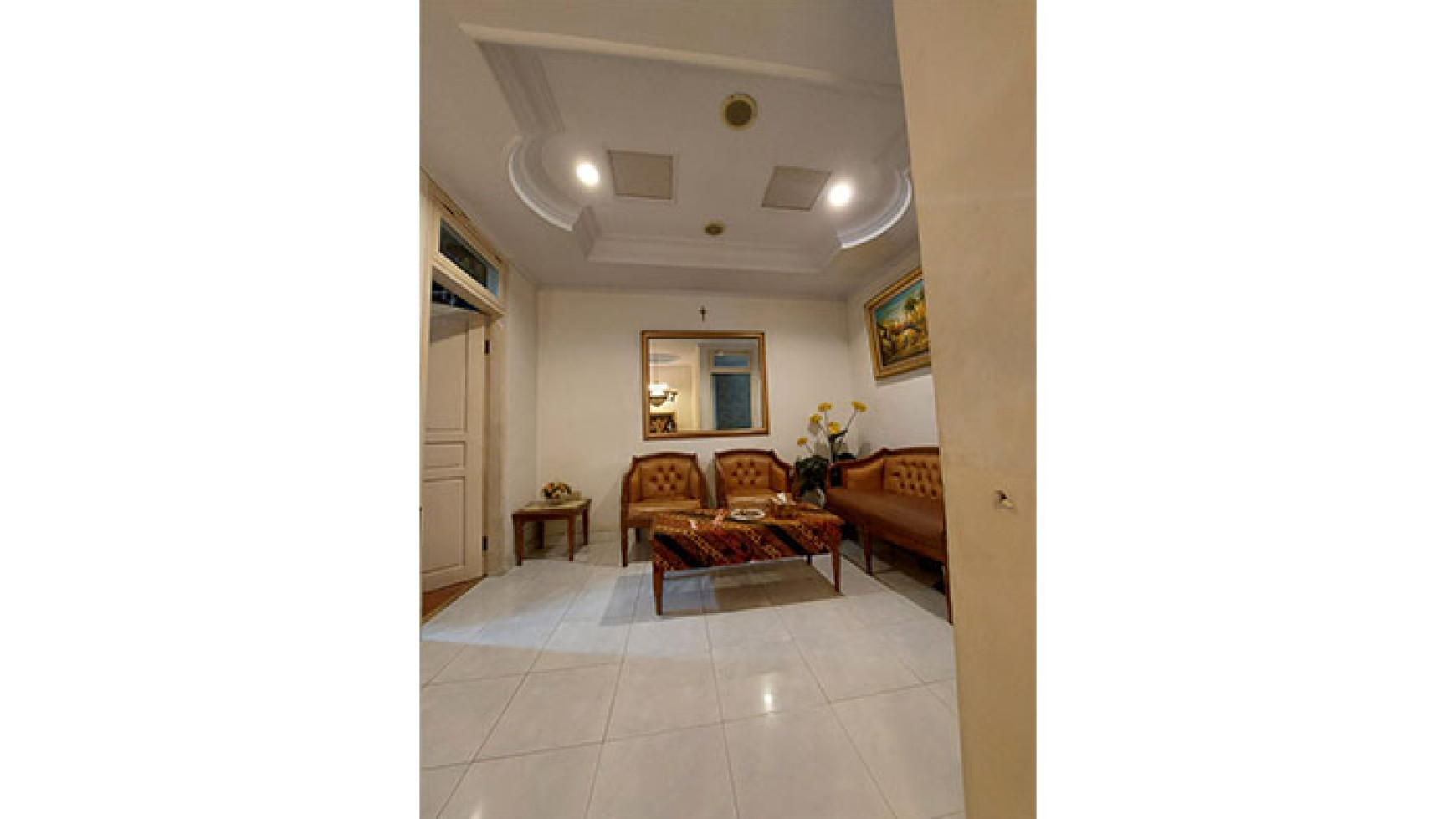 Rumah Untuk Bisnis Usaha Salon & Tanah Bangunan Di Pelepah Hijau Kelapa Gading Luas 6x20m2