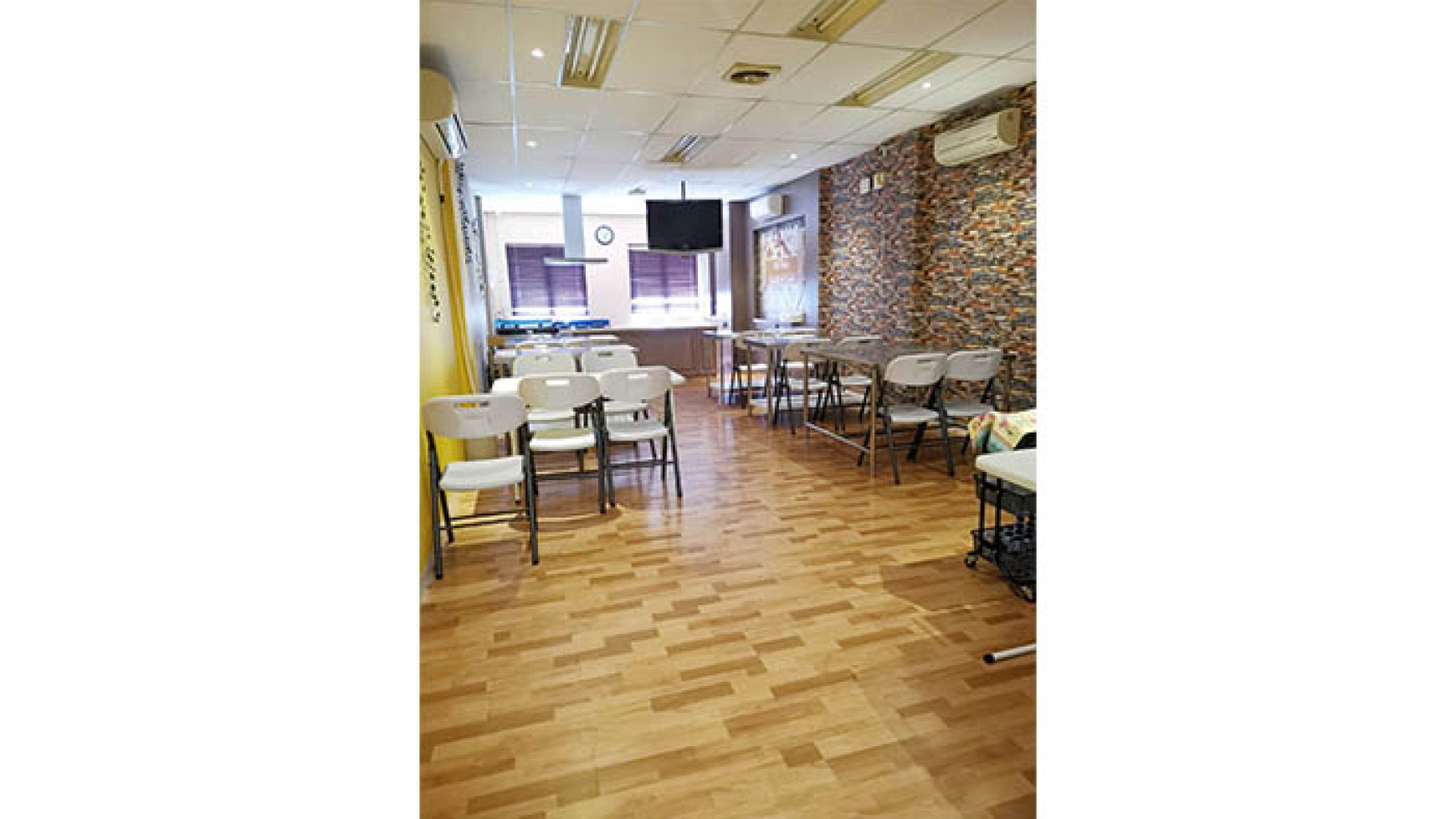 Ruko Sudah Renov Bukit Gading Indah Kelapa Gading, Luas 4,5x17m2