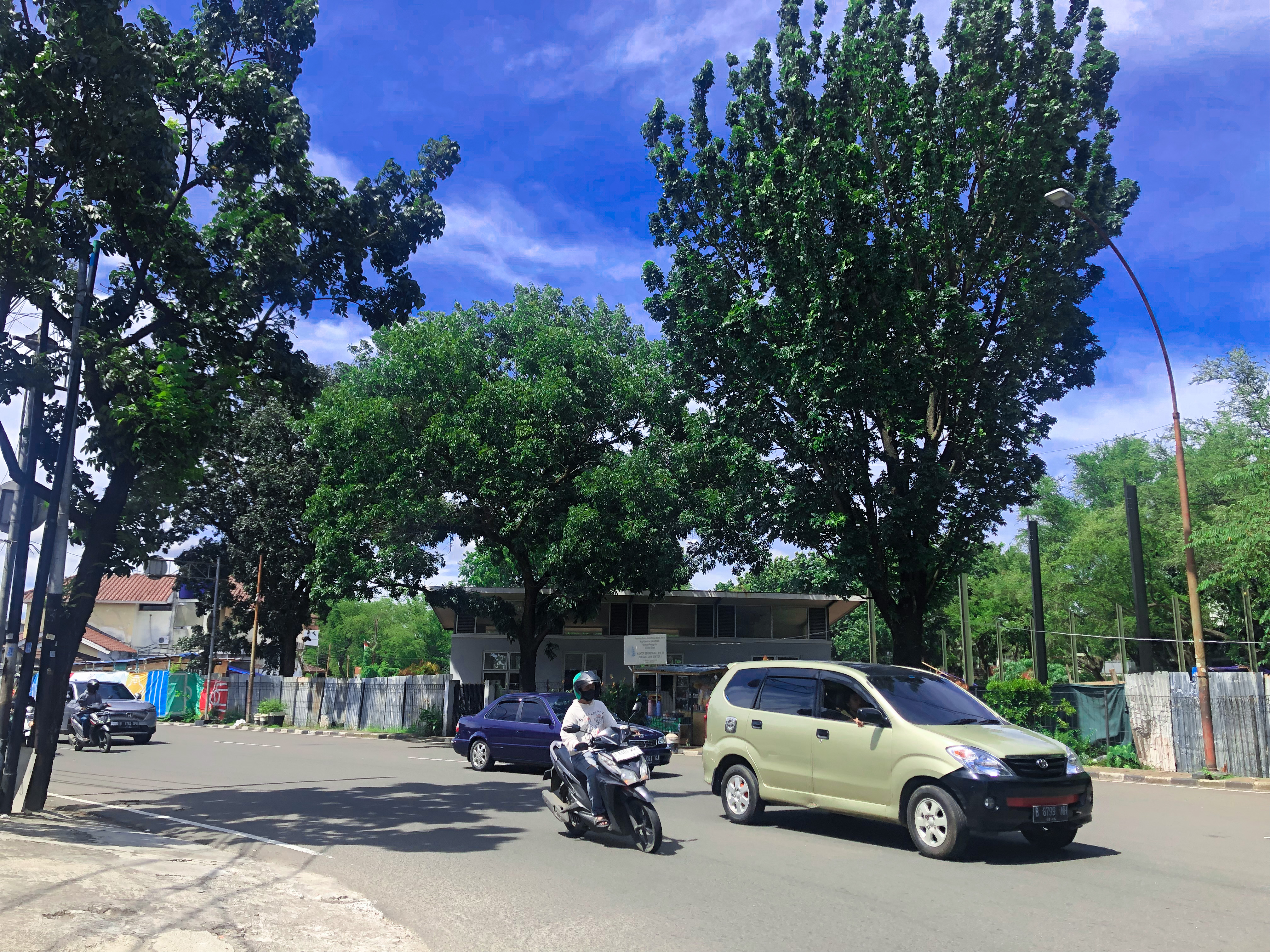 Rumah Comersial Bintaro Jaya Sektor 1