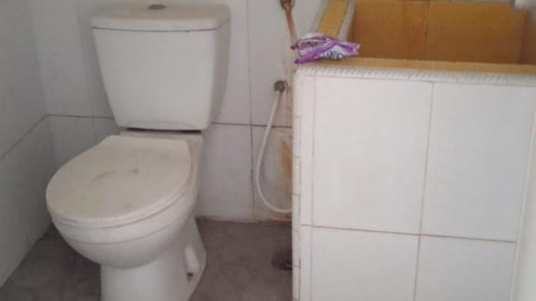 Rumah Hook Minimalis Siap Huni dan Dalam Cluster Fedora, Graha Raya