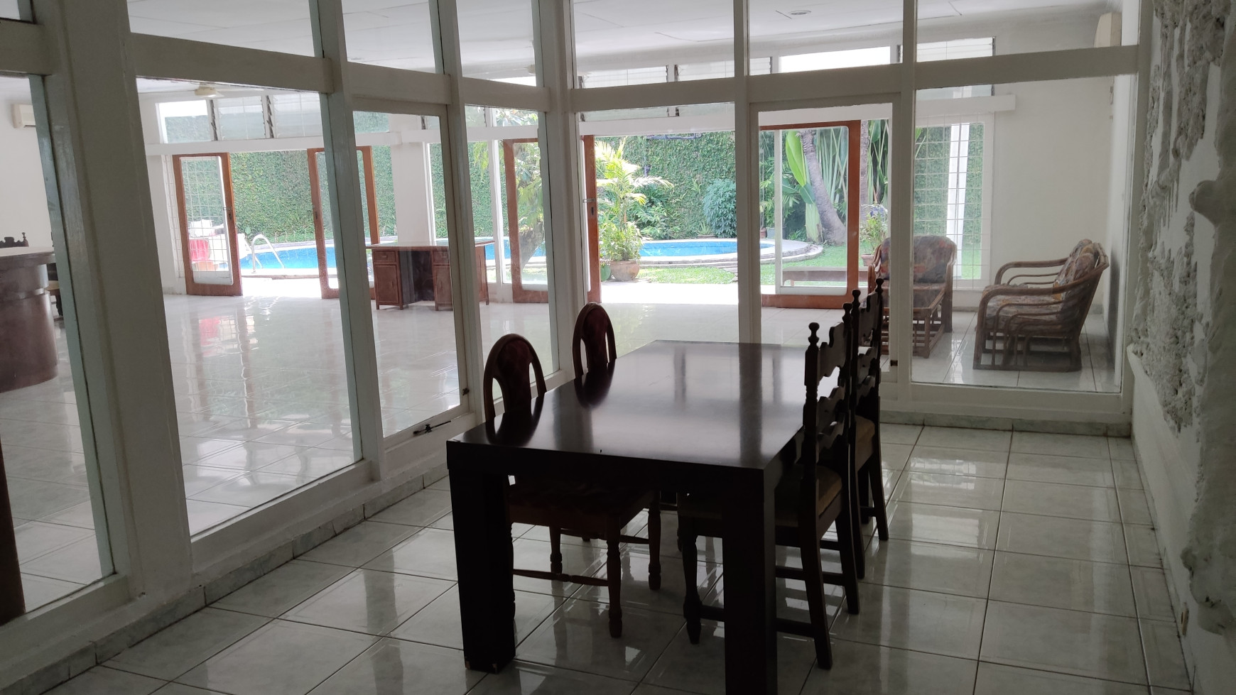 RUMAH DI KEMANG JAKARTA SELATAN ( 375 JT/THN Nego )