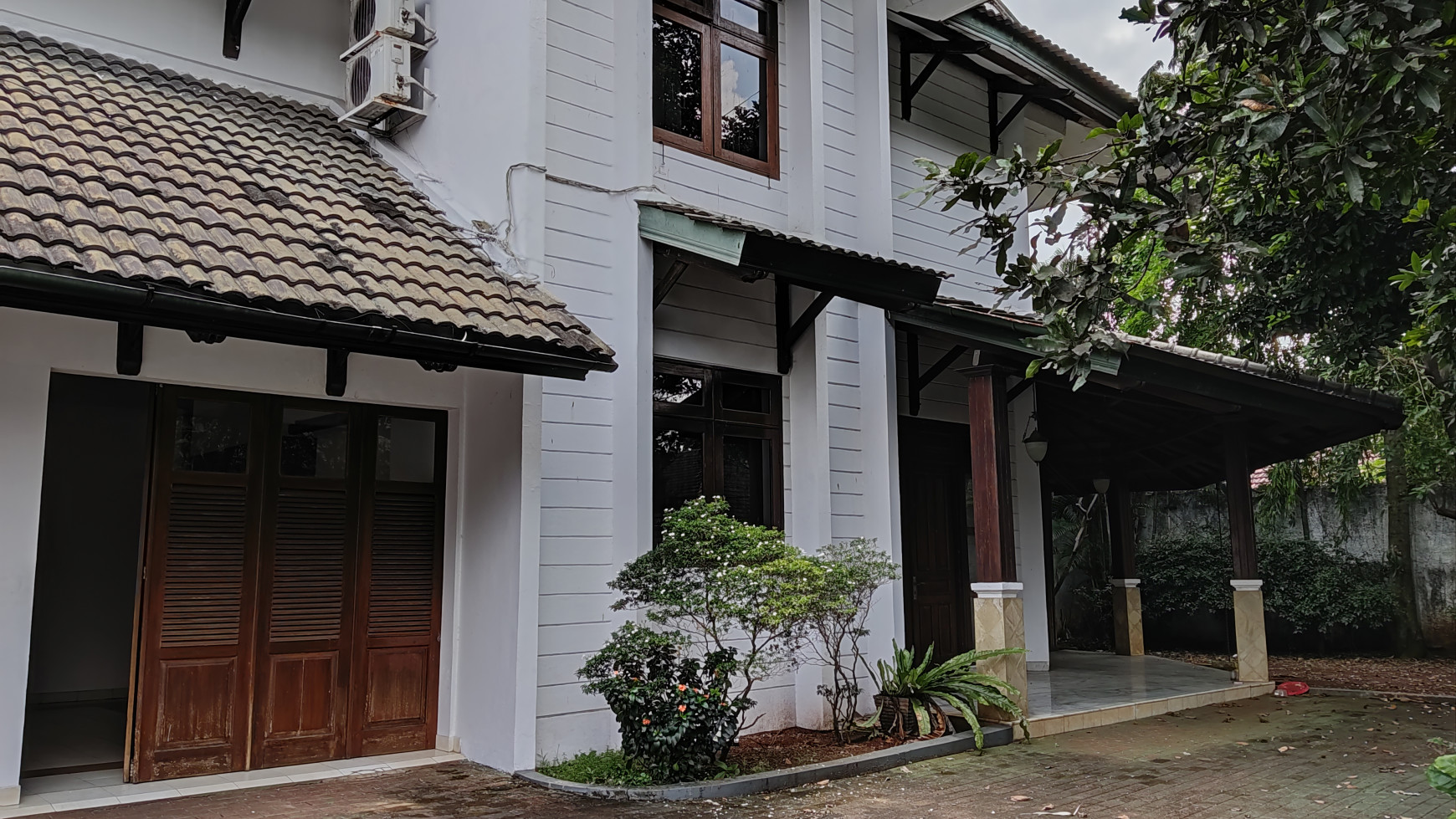 RUMAH DI KEMANG JAKARTA SELATAN ( 29 Jt/m )