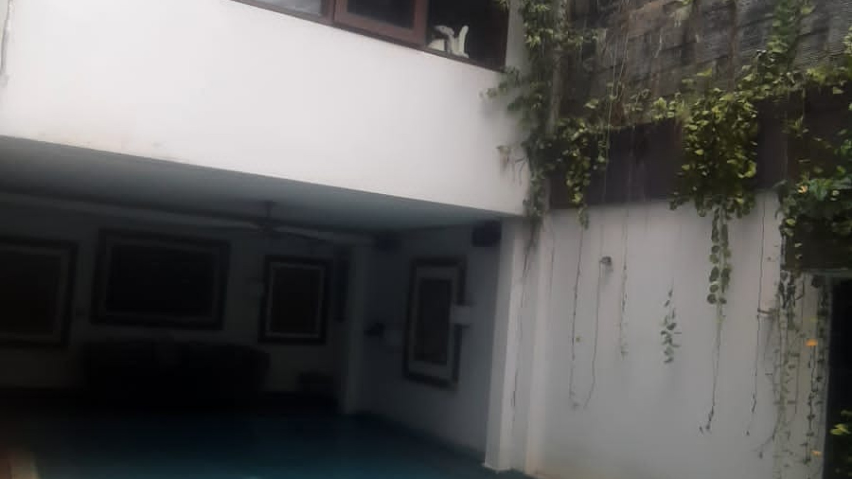 Rumah Mewah Lokasi Strategis & Siap Huni @Kebayoran Baru