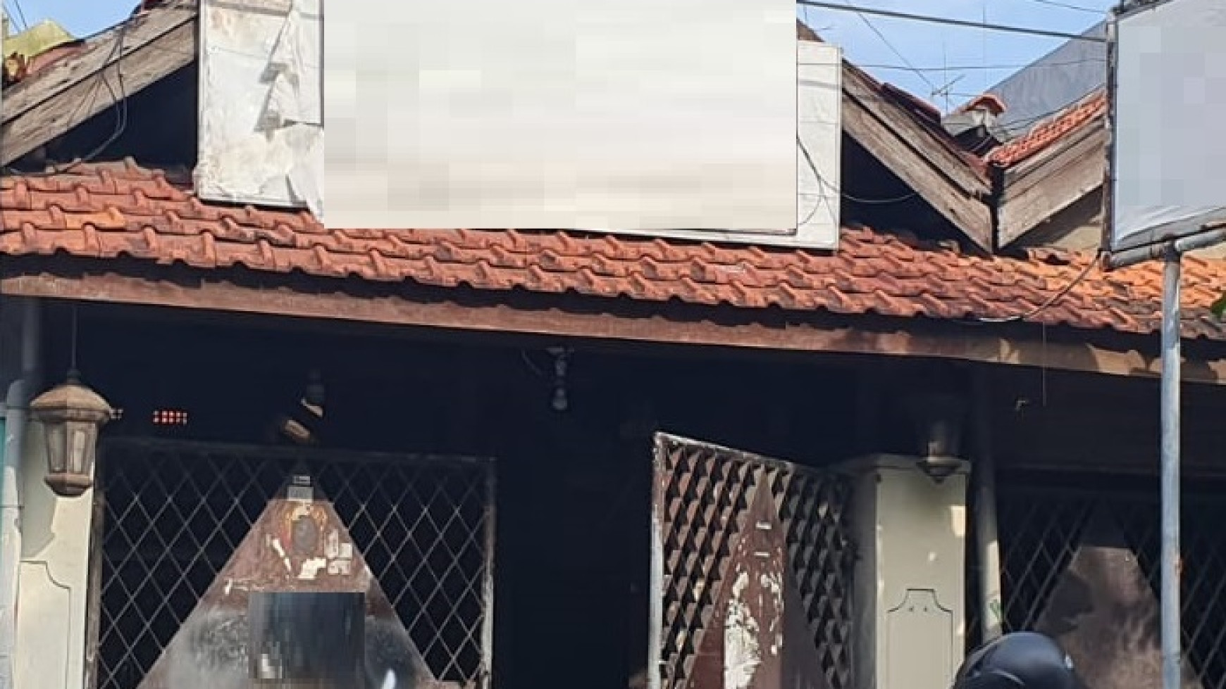 Dijual Rumah SHM Pusat Kota di Jalan Tumapel Surabaya