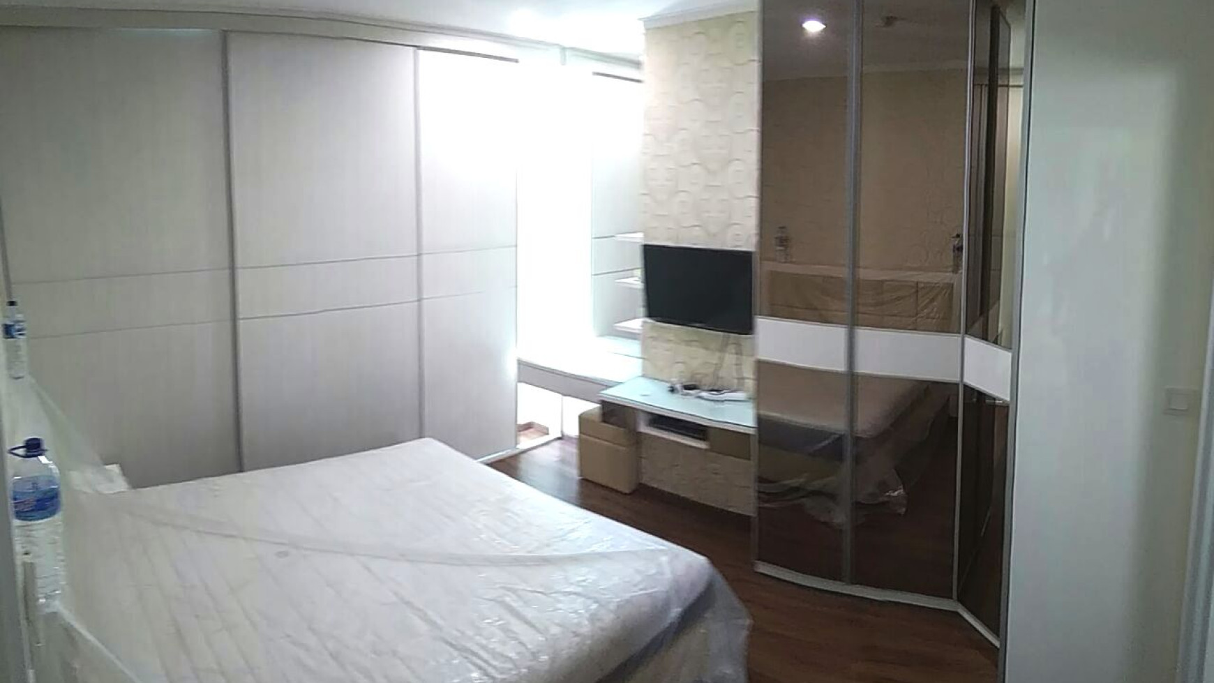 Apartment 3 Bedroom The Via Ciputra World