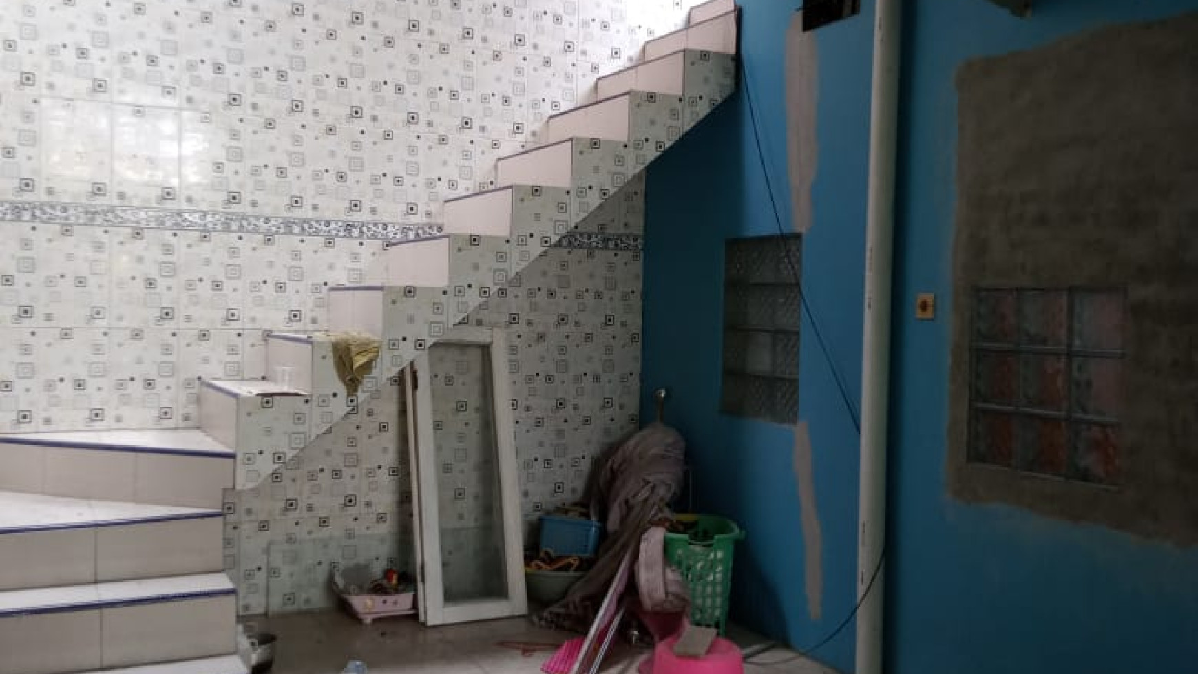 Dijual Rumah Cantik Minimalis di Mandiri Residence, Krian, Sidoarjo