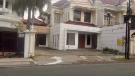 Disewakan Rumah Usaha Jl. Bali - Surabaya