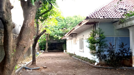Rumah Lama Hitung Tanah Lokasi Strategis  Cocok untuk Townhouse & Kostan di Bangka