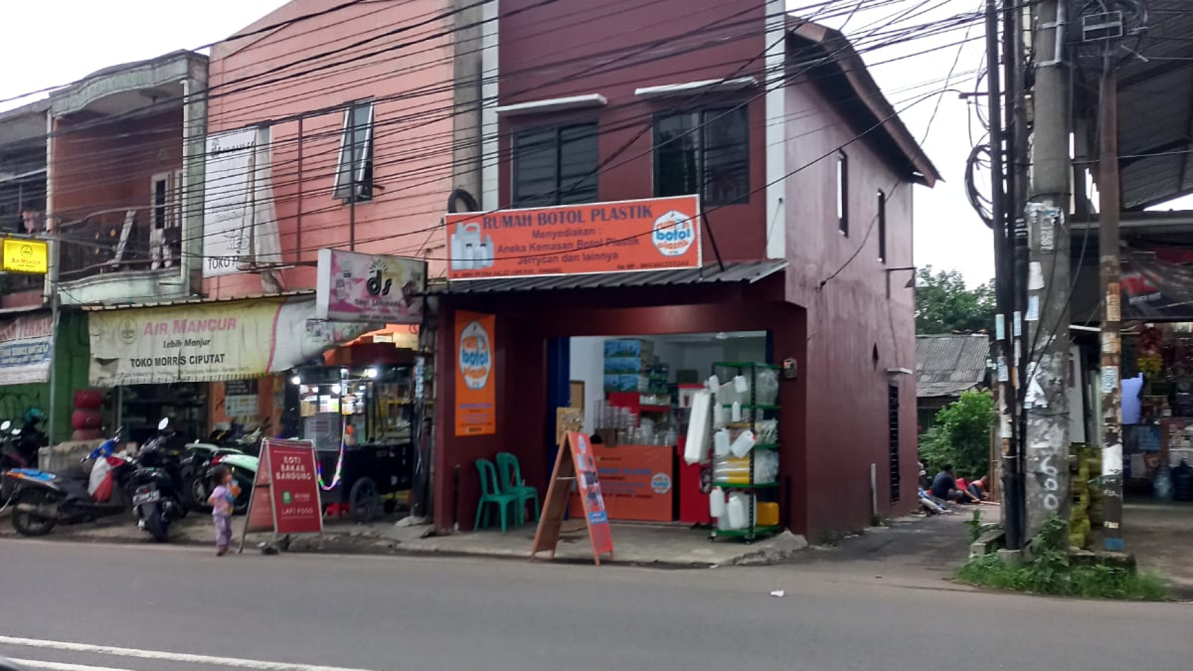 Ruko Siap Pakai Di Jl Aria Putra Ciputat Tangerang Selatan