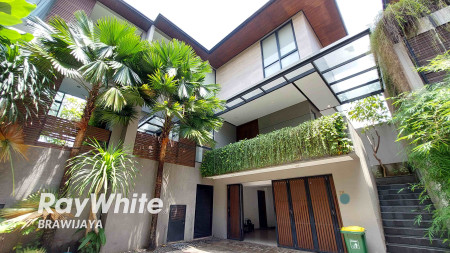 TOWNHOUSE DI CIPETE, HANYA 2 KM KE CITOS, DALAM CLUSTER, SIAP HUNI