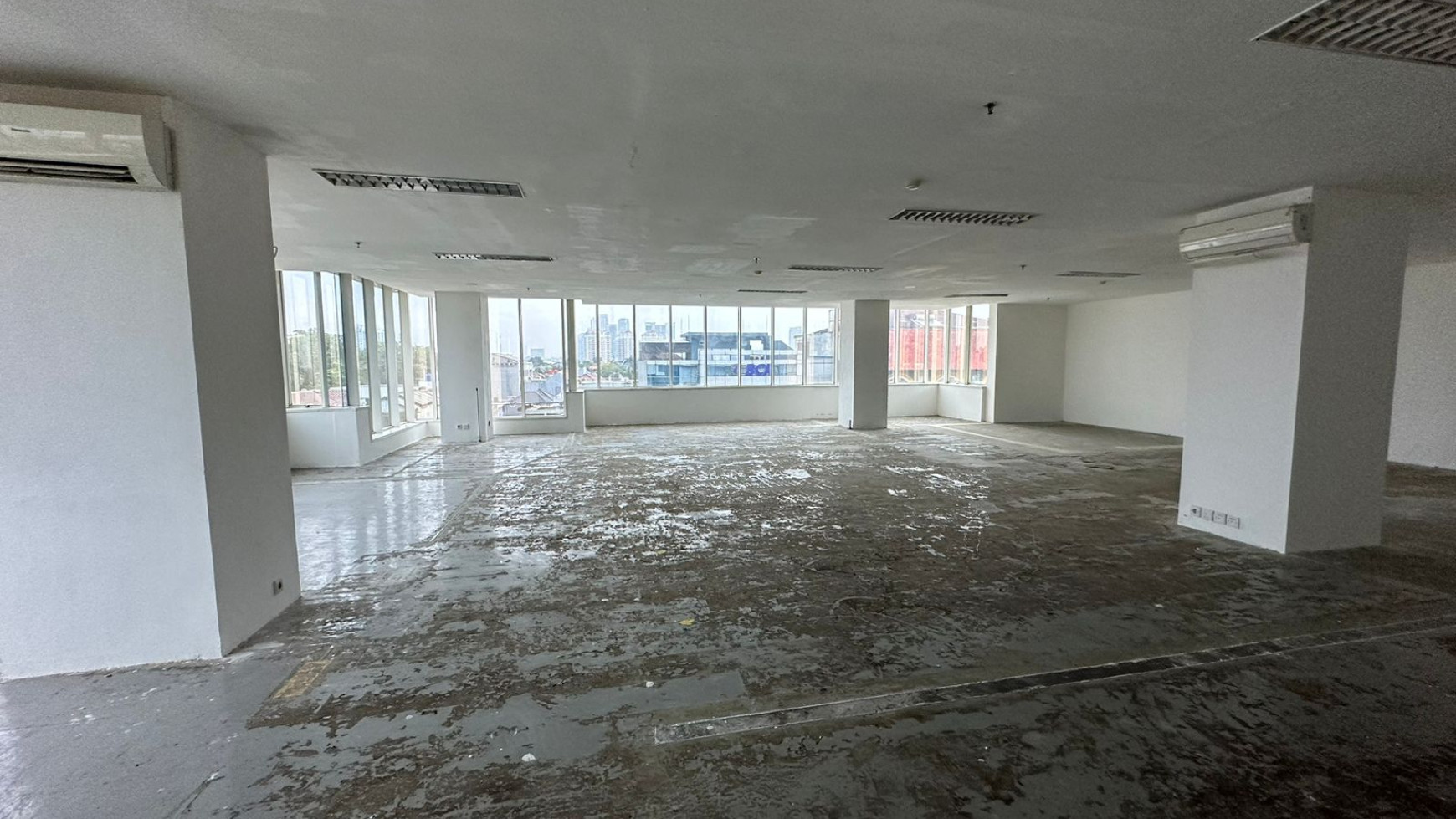 Dijual Gedung Perkantoran Siap Pakai " ONE WOLTER PLACE BUILDING " Kebayoran Baru Jakarta Selatan 