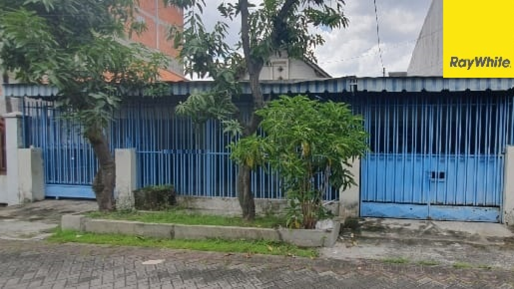 Disewakan Rumah 2 lantai di Ngagel Jaya Selatan Surabaya