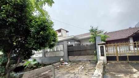 Kost2an 16 Kamar Lokasi dekat RS Persahabatan, Pasar Induk Cipinang di Cipinang Kebembem, Luas 438m2