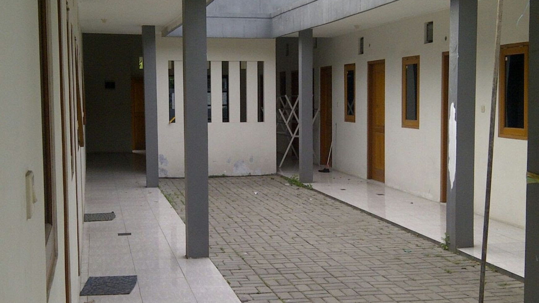 Kost2an 16 Kamar Lokasi dekat RS Persahabatan, Pasar Induk Cipinang di Cipinang Kebembem, Luas 438m2