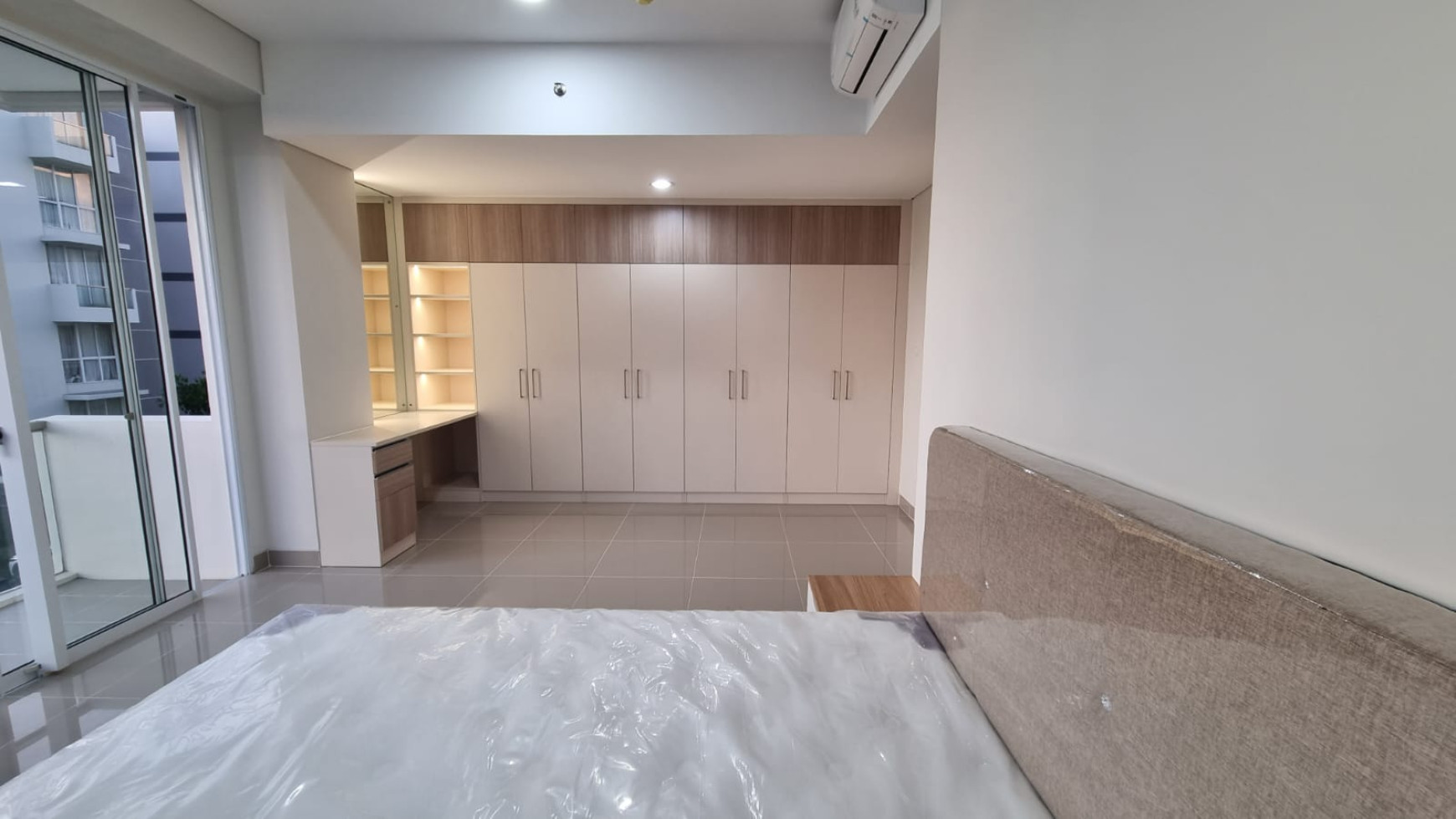 Disewakan Apartement Rainbow Springs Gading Serpong Tangerang